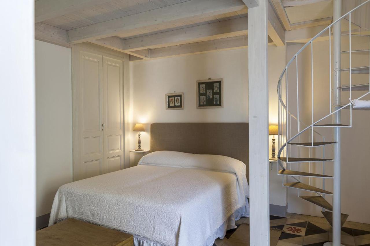 Palazzo Siena - Home & More ミネルヴィーノ・ディ・レッチェ エクステリア 写真